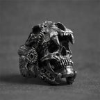 Niche Skull Ring — Gothic Statement
