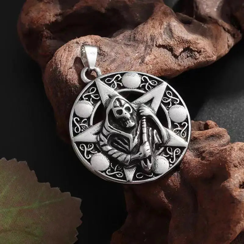 Classic Retro Hell Holy Death Sickle Round Medal Pendant Stainless Steel Necklace for Men Gothic Punk Personalized