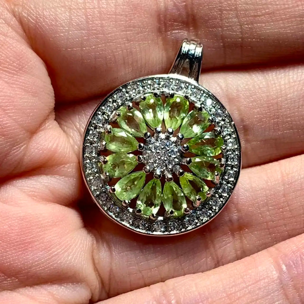 MANY STONE OVAL Natural PERIDOT Pendant Necklace Fine Jewelry Handmade Stones Wholesale Healing Energy Gift Lucky Jewelry
