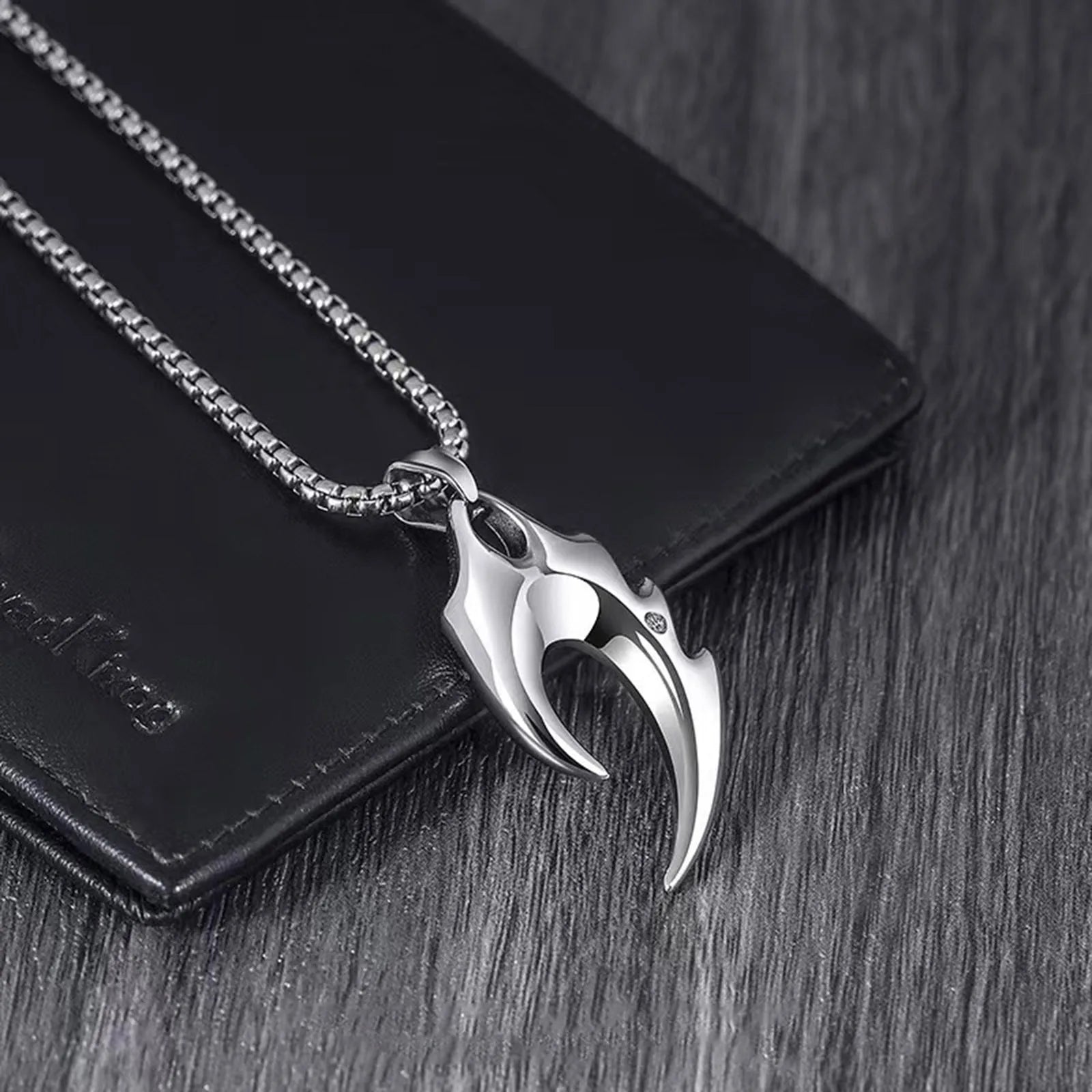 Wolf Tooth Man Necklaces Rock Punk Animal Pendant Collar Valentine's Father's Day Birthday Party Gifts Stainless Steel