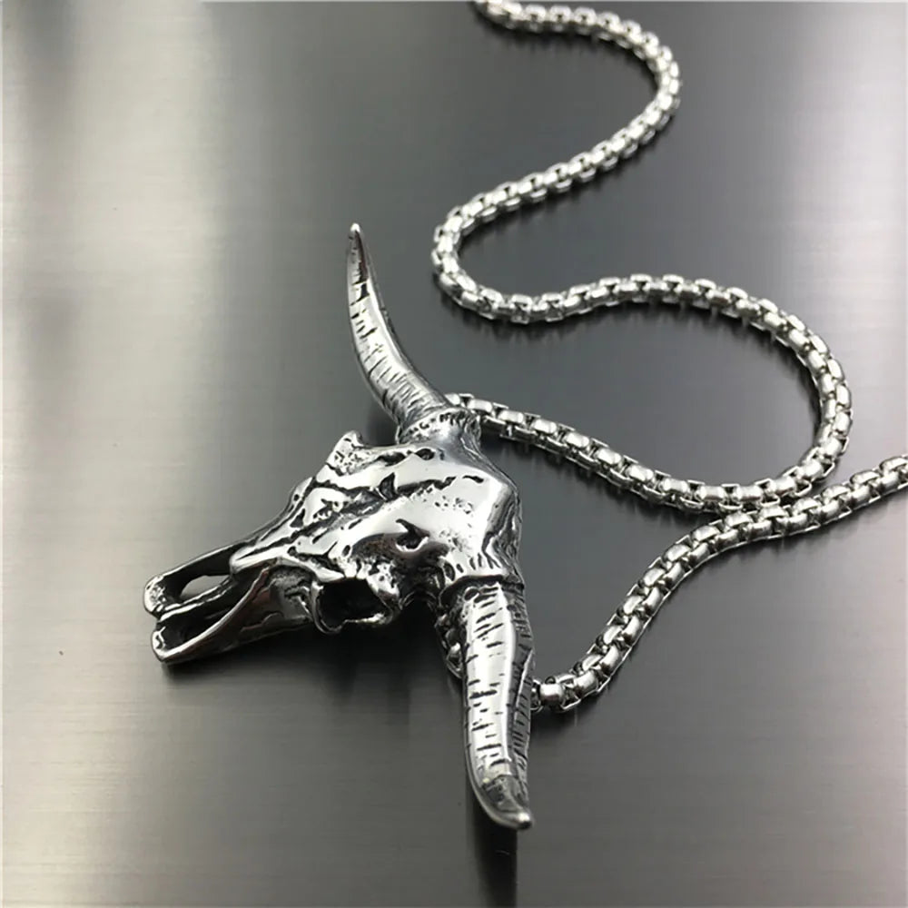 Vintage Stainless Steel Bull Head Skull Pendant Necklace Men Biker Animal Skull Bull Necklace Gothic Jewelry Gift