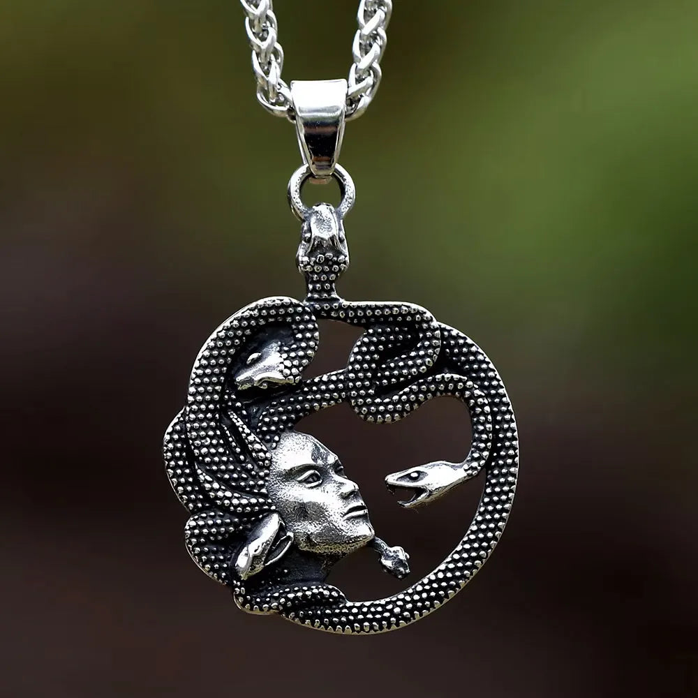 Retro Medusa Pendant Necklace Punk Gothic Snake Shaped Fashion Jewelry For Men Women Gathering Party Birthday Holiday