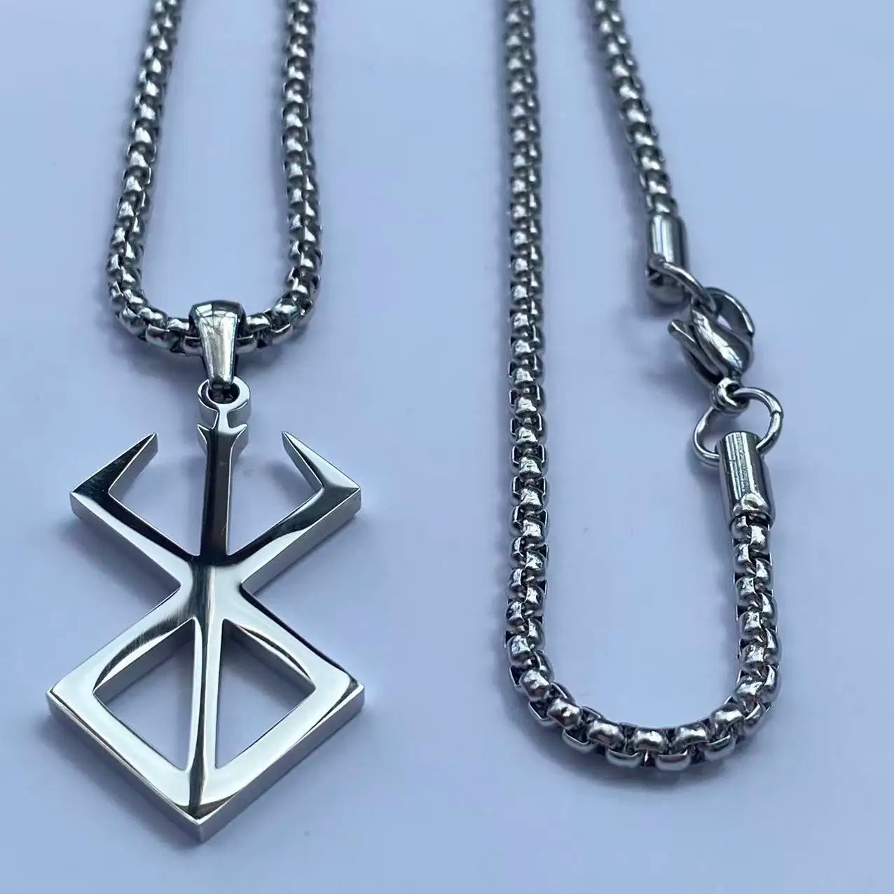 High-quality stainless steel Berserker Rune Symbol Necklace Nordic Logo Steel Emblem Norse Amulet Talisman Sign Necklace Jewelry