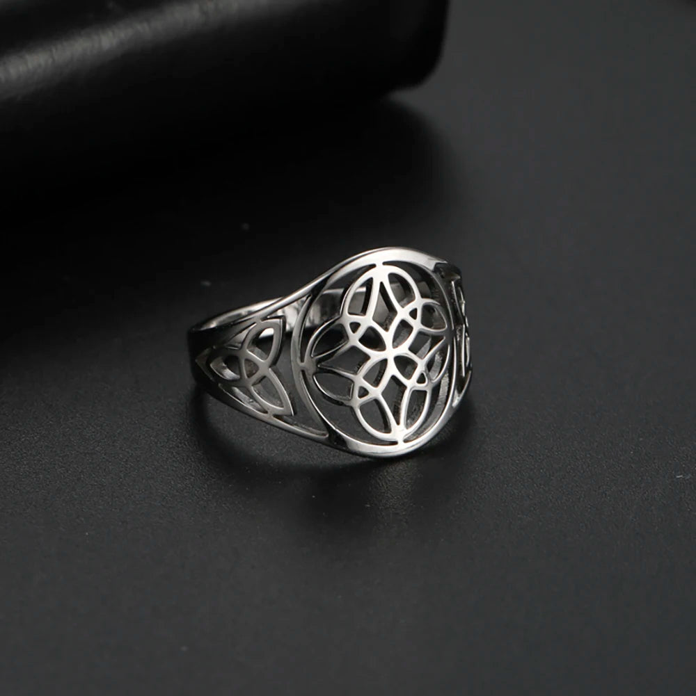Vintage Celtic Knot Ring — Stainless Steel Geometric