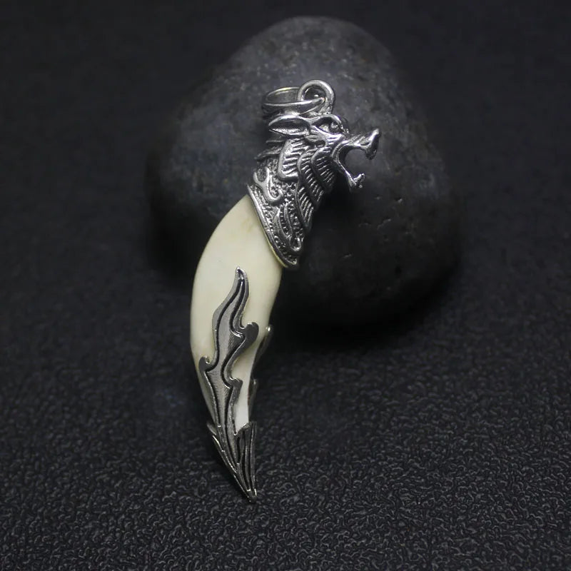 Punk Fashion Brave Men Wolf Gog Teeth Spike Pendant Necklace Women Men Lucky Jewelry Classic Fang Tooth Amulet Pendant Necklace