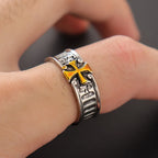 Vintage Knight Cross Amulet Ring for Men — Zinc Alloy