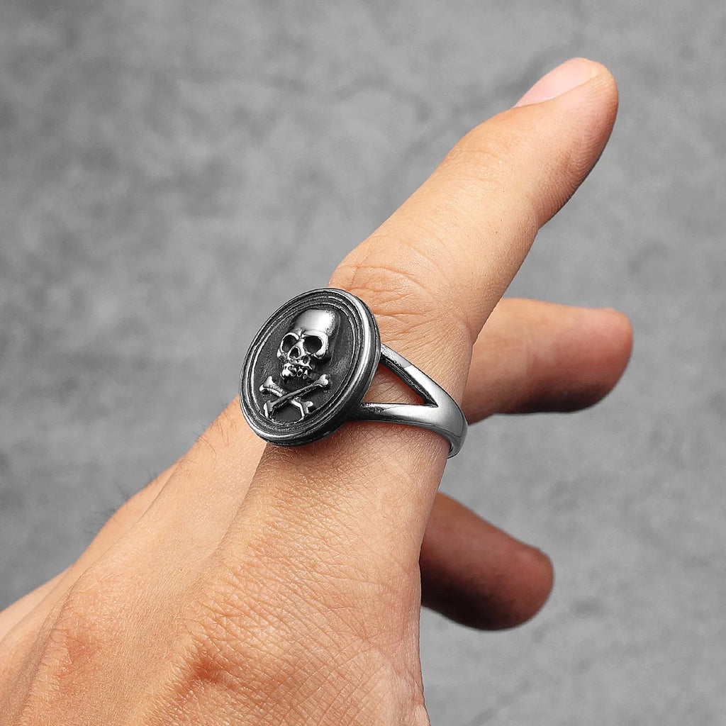 Viking Pirate Skull Ring — Stainless Steel