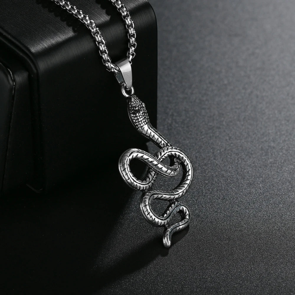 Punk Bull Buffalo Skull Pendant Necklace For Cool Men Women Stainless Steel Long Chain Necklace Party Gift Hip Hop Jewelry