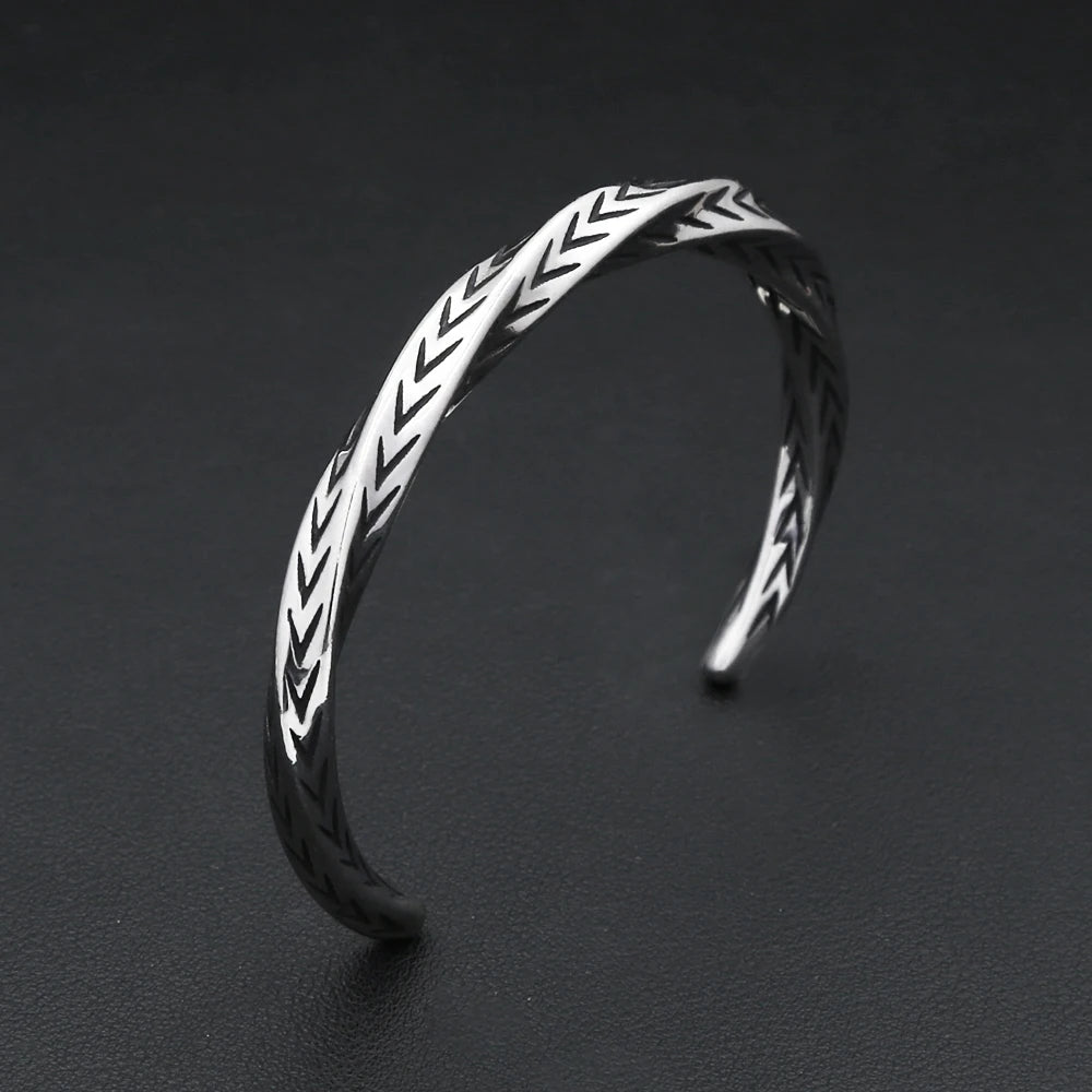 Mobius Bracelet — Stainless Steel