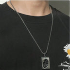 “Heart Shape Couple Necklace, Stylish Valentine's Gift for Couples”。