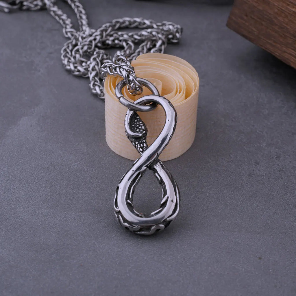 316L Stainless Steel Snake Necklace Men's High-end Personality Number Eight Modeling Retro Cool Punk Rock Pendant Gift