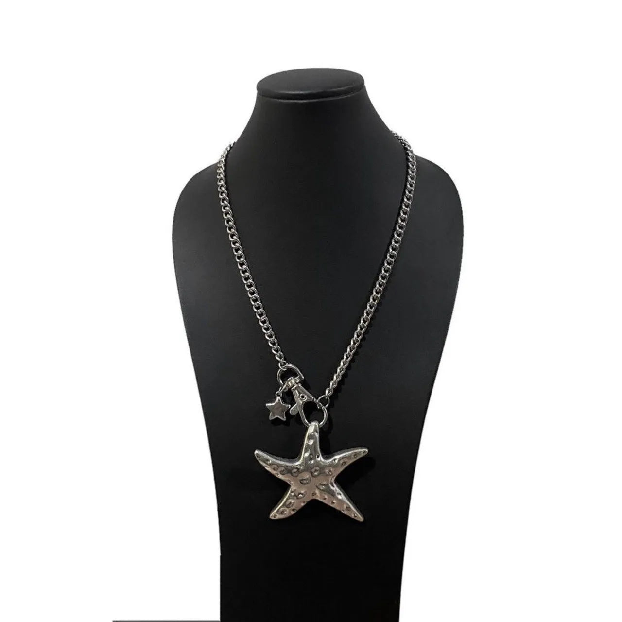 Gothic Crow Skull Necklace For Women man Fashion Vampire Bat Accessory Punk Jewelry Gift Circle Pagan Vintage Moth Charm Choker
