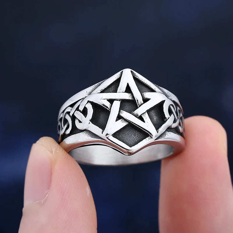 Polished Star Pattern Party Ring — Stainless Steel