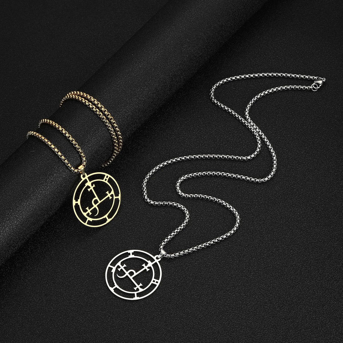 VASSAGO Sigil of Lilith Necklace Lilith Sigil Hecate Goddess Pendant Lucifer Satanic Lilith Symbol Wiccan Jewelry for