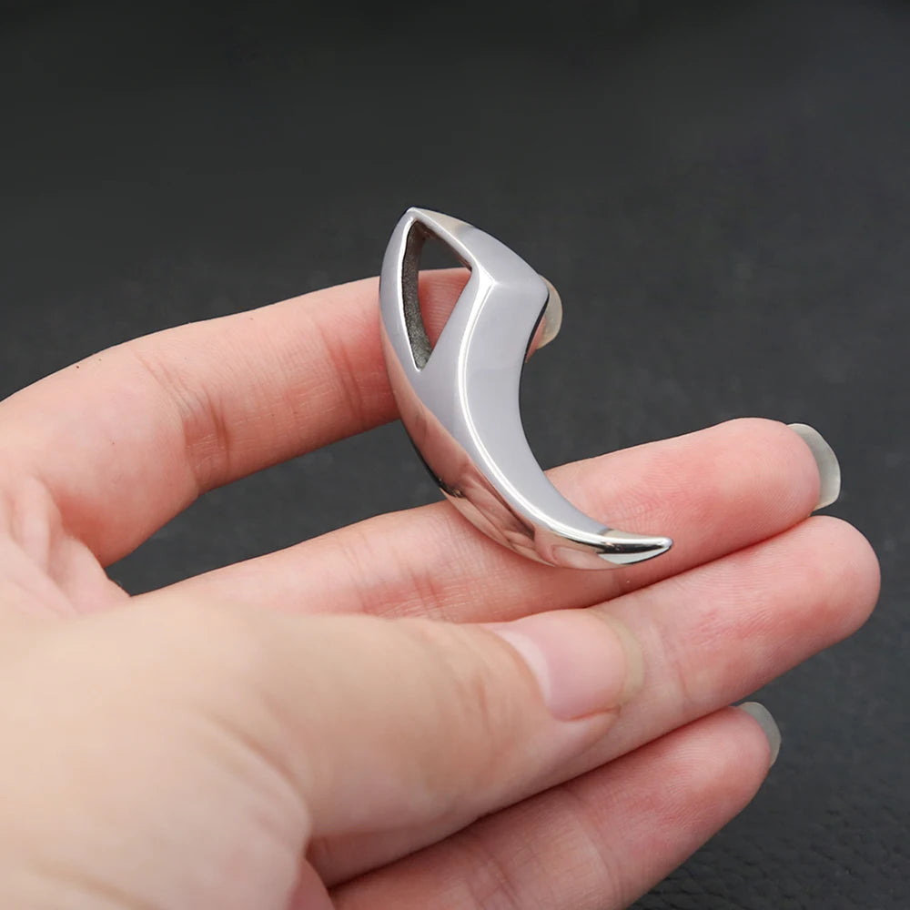 Wolf Fang Pendant — Stainless Steel