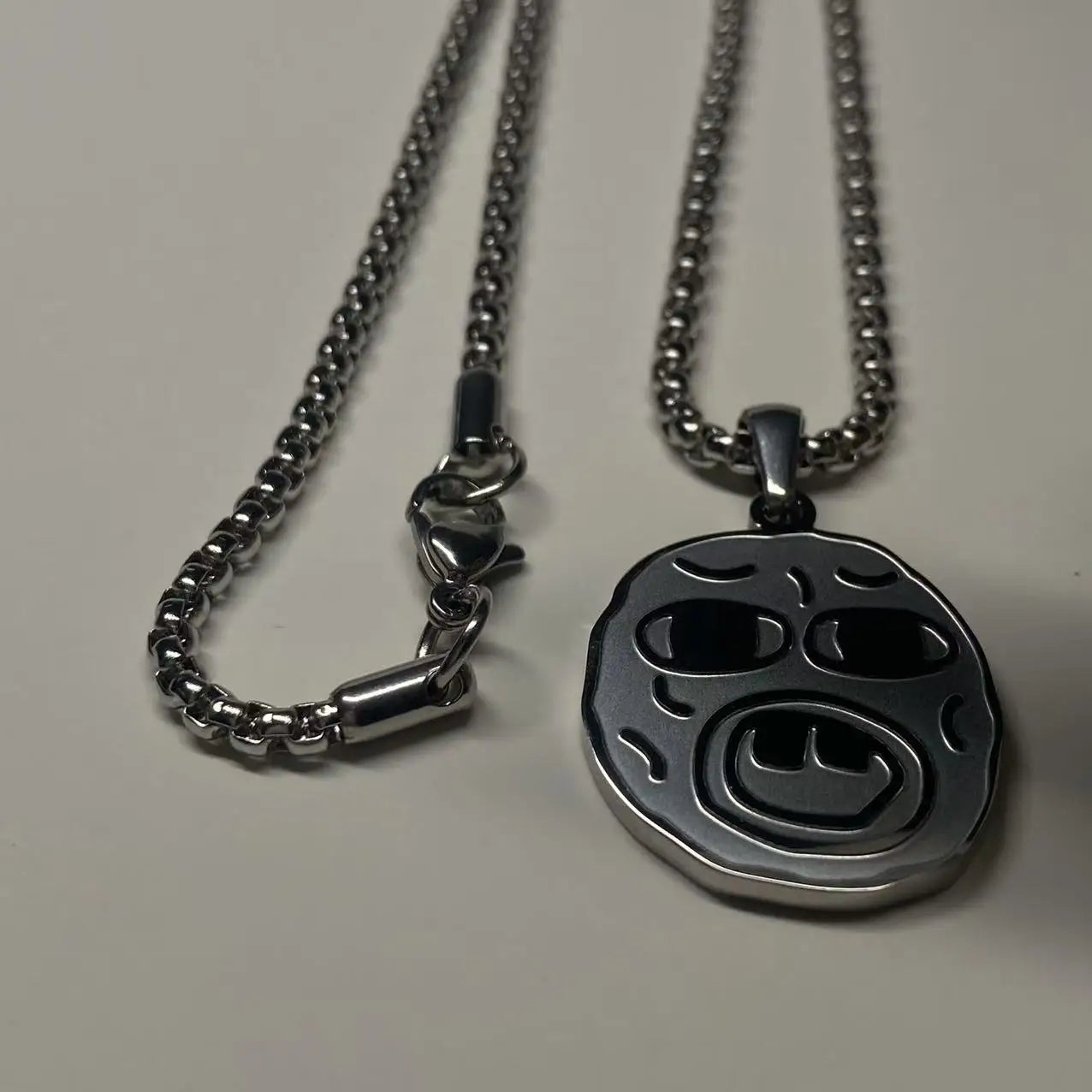 High-quality Stainless Steel Fashionable and Quirky Pendant Necklace for Men, a Hip-Hop Style Personalized Necklace
