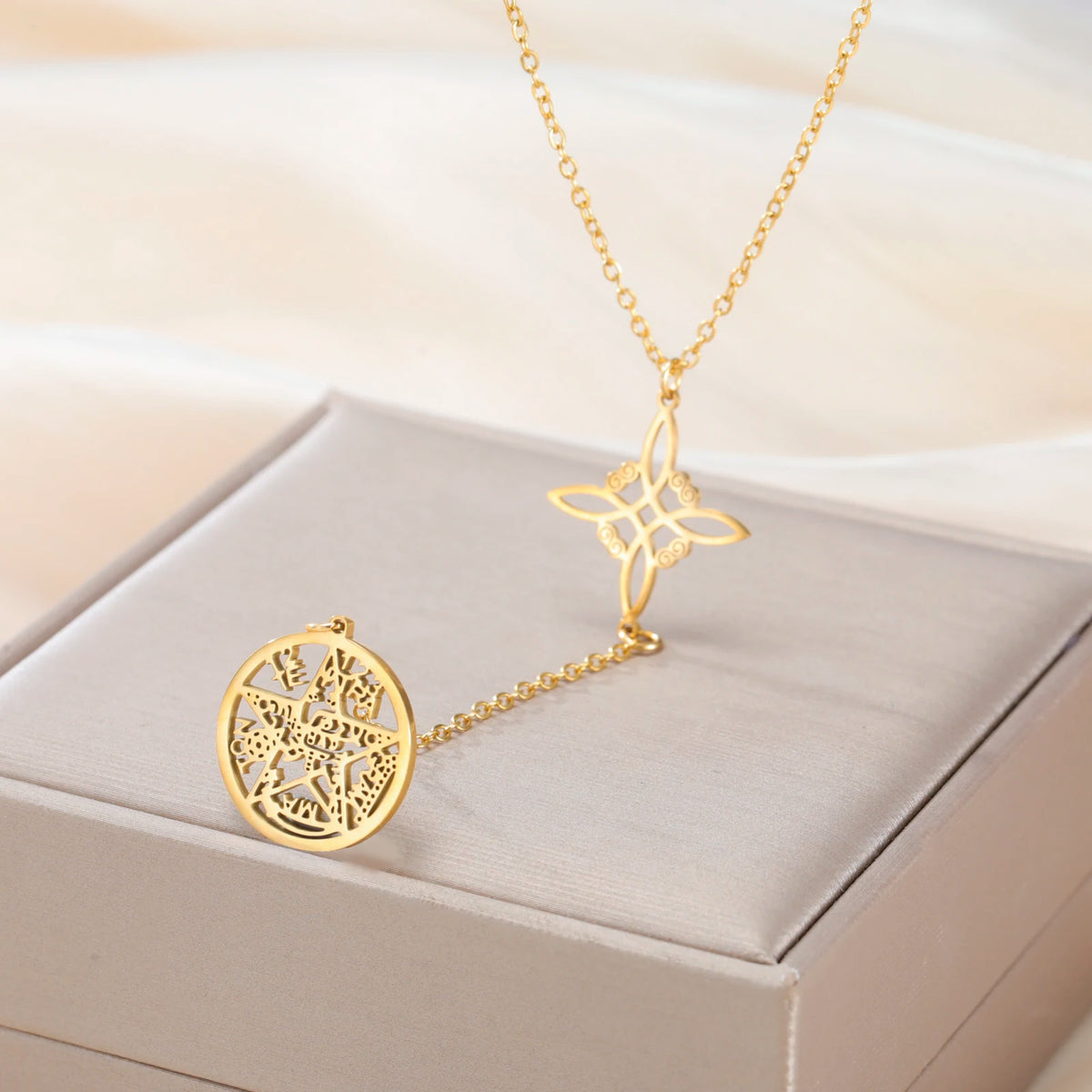 Witch Knot Pentagram Double Amulet Protection Necklace