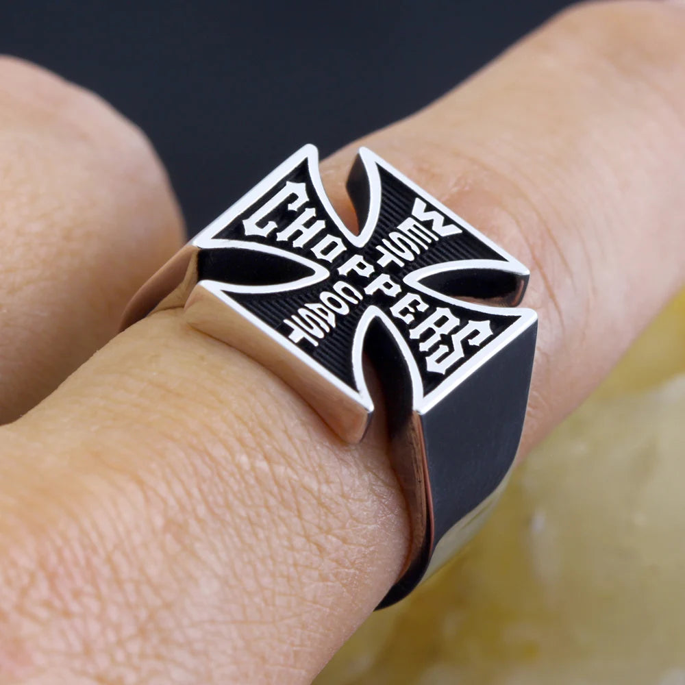 Cross Signet Ring — 925 Silver