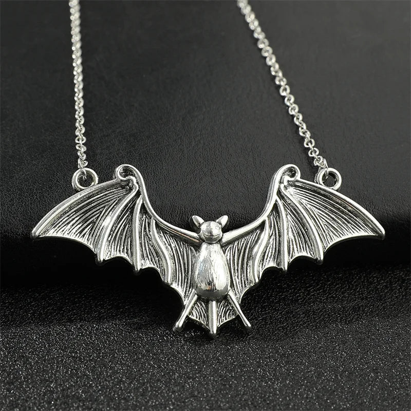 Gothic Silver Plated Bat Chocker Necklace Vampire Bat Pendant Necklace Dark Style Choker Bat Jewelry Gift Women Girls