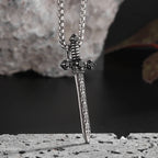 Retro Domineering Nordic Battle Ax Pendant Necklace for Men and Women Punk Pendant Lucky Amulet Jewelry Gift