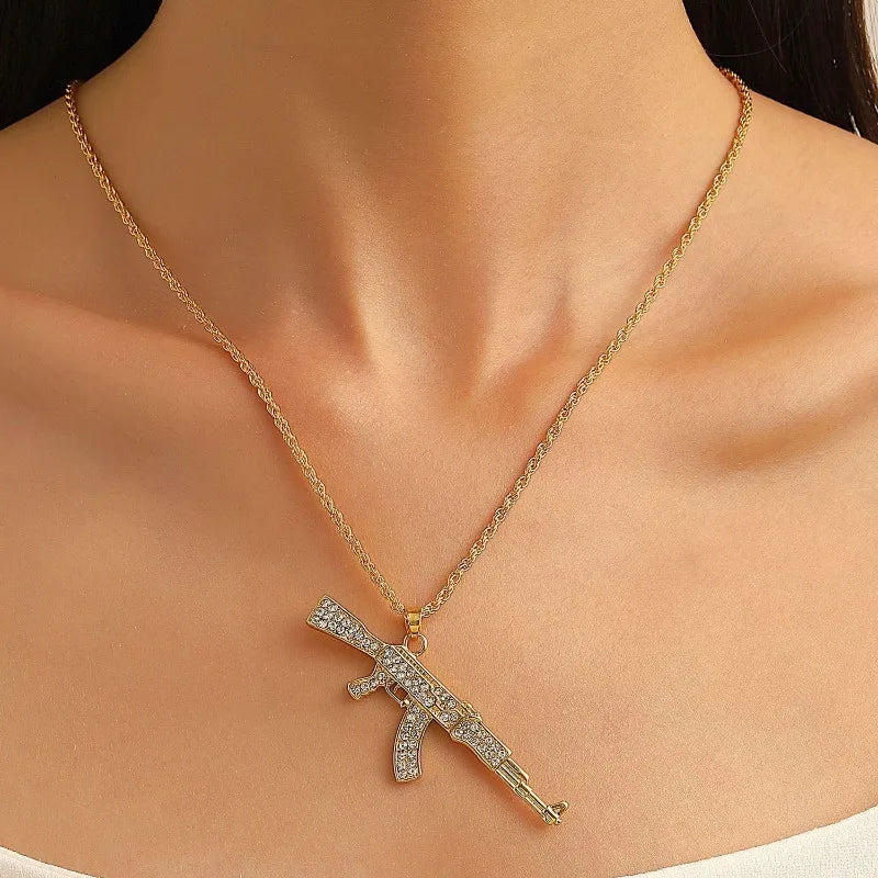 Personalized Diamond Studded AK47 Submachine Gun Pendant Necklace for Men, Fashionable Hip-hop Rock Party Necklace for Women