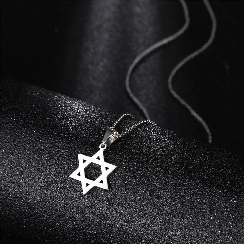 Star of David Heart Pendant Necklace — Stainless Steel
