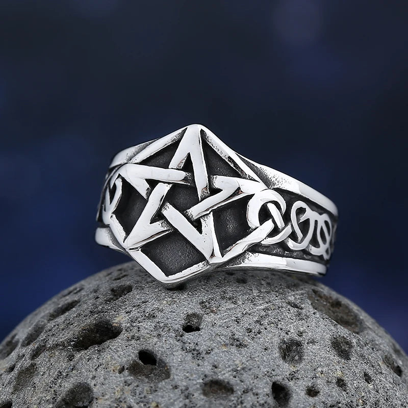 Polished Star Pattern Party Ring — Stainless Steel