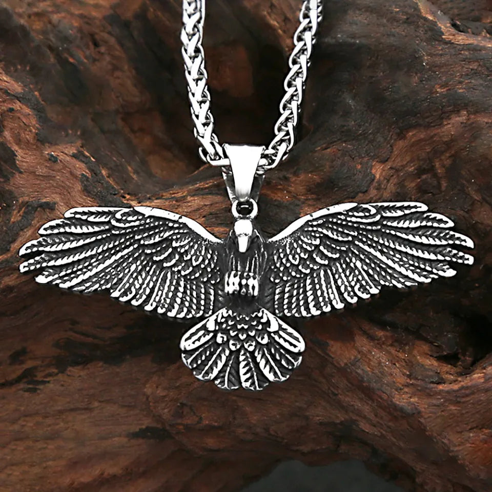 New Fashion 316L Stainless Steel Eagle Pendant Necklaces For Men Women Hip Hop Biker Vikings Animal Necklace Party Jewelry Gifts