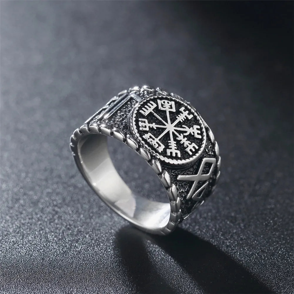 Vintage Viking Rune Signet Scandinavn Rings for Men Domineering Punk Nordic Amulet Jewelry