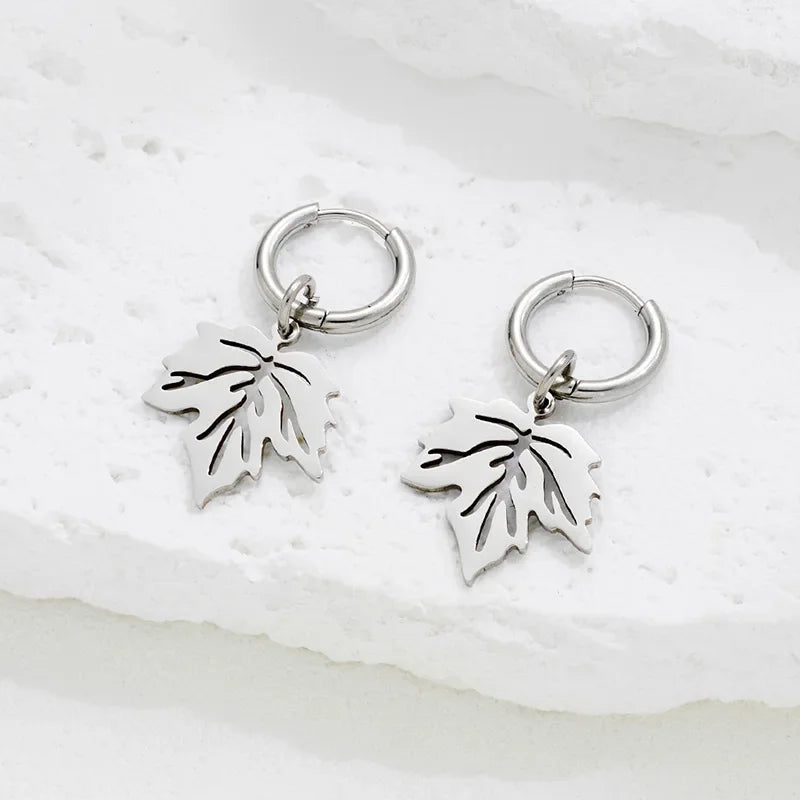 Stainless Steel Necklace For Women Man Maple Leaf Choker Pendant Chain Necklaces Engagement Jewelry korean Fashion NEW