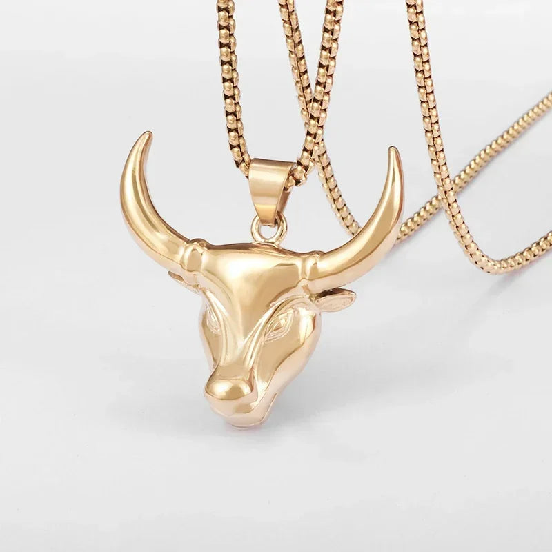 Retro Punk Turquoise Bull Head Pendant Necklace for Men Fashion Hip Hop Motorcycle Riding Trend Cool Personalized