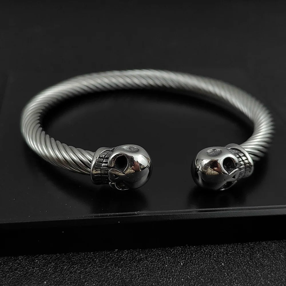 New Fashion Bracelet for Men Double Skull Bangles Open Cuff Bracelets Stainless Steel Braided Wrap Bangle Jewelry Pulsera
