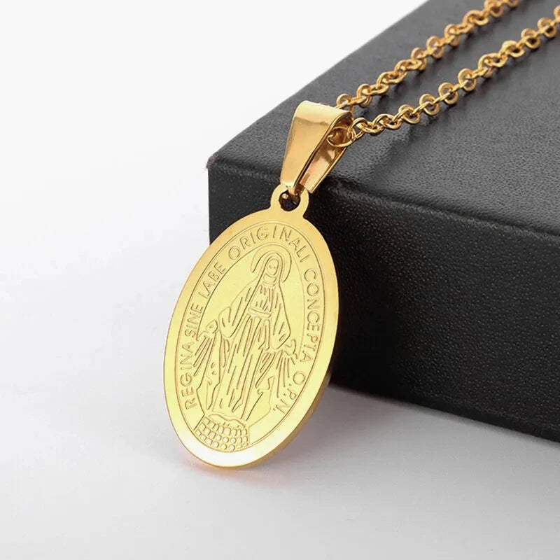 Our Lady of Guadalupe Medal Pendant Stainless Steel Virgin Mary Necklace Women\\'s Prayer Jewelry Catholic Gift
