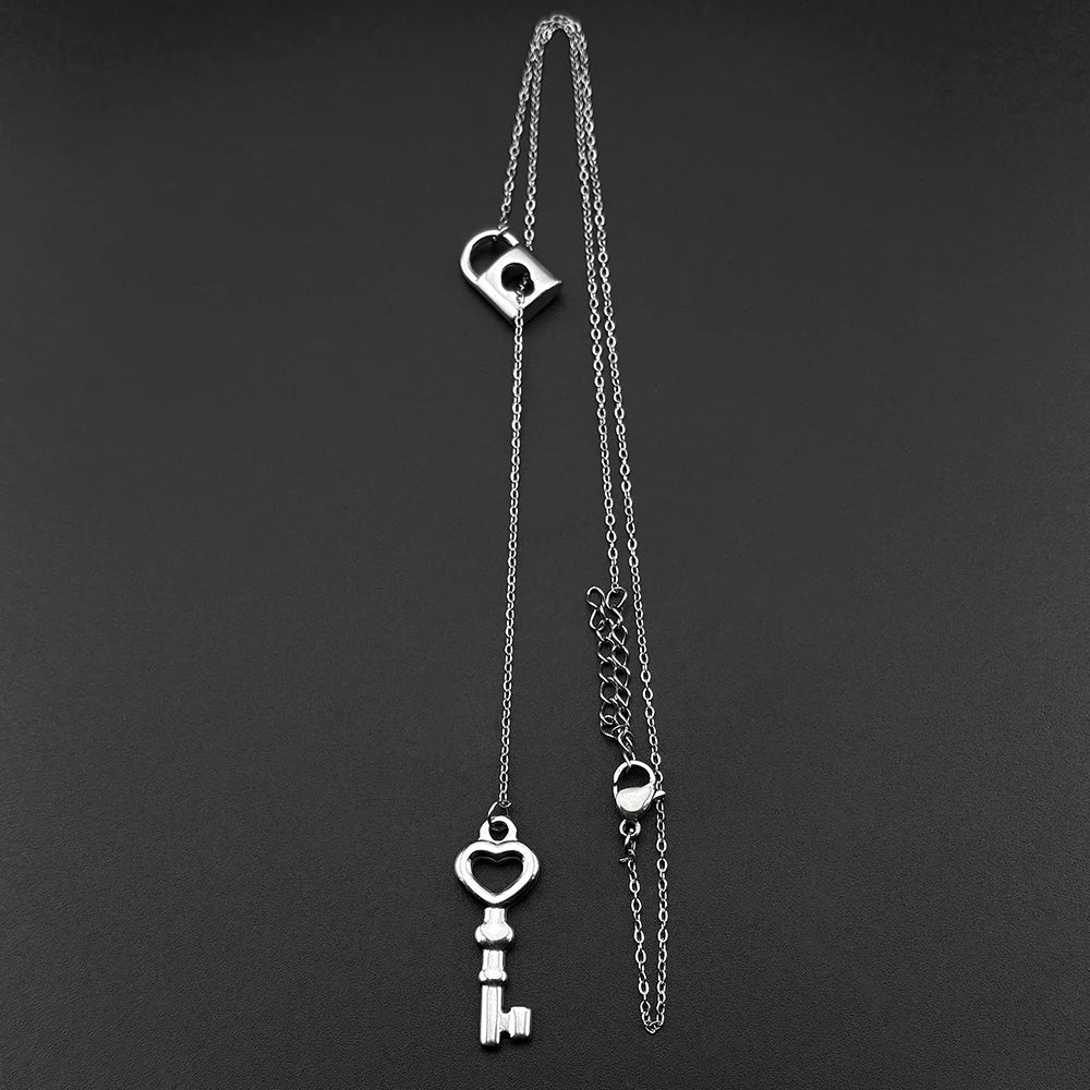 Heart Lock Pendant Necklace — Silver