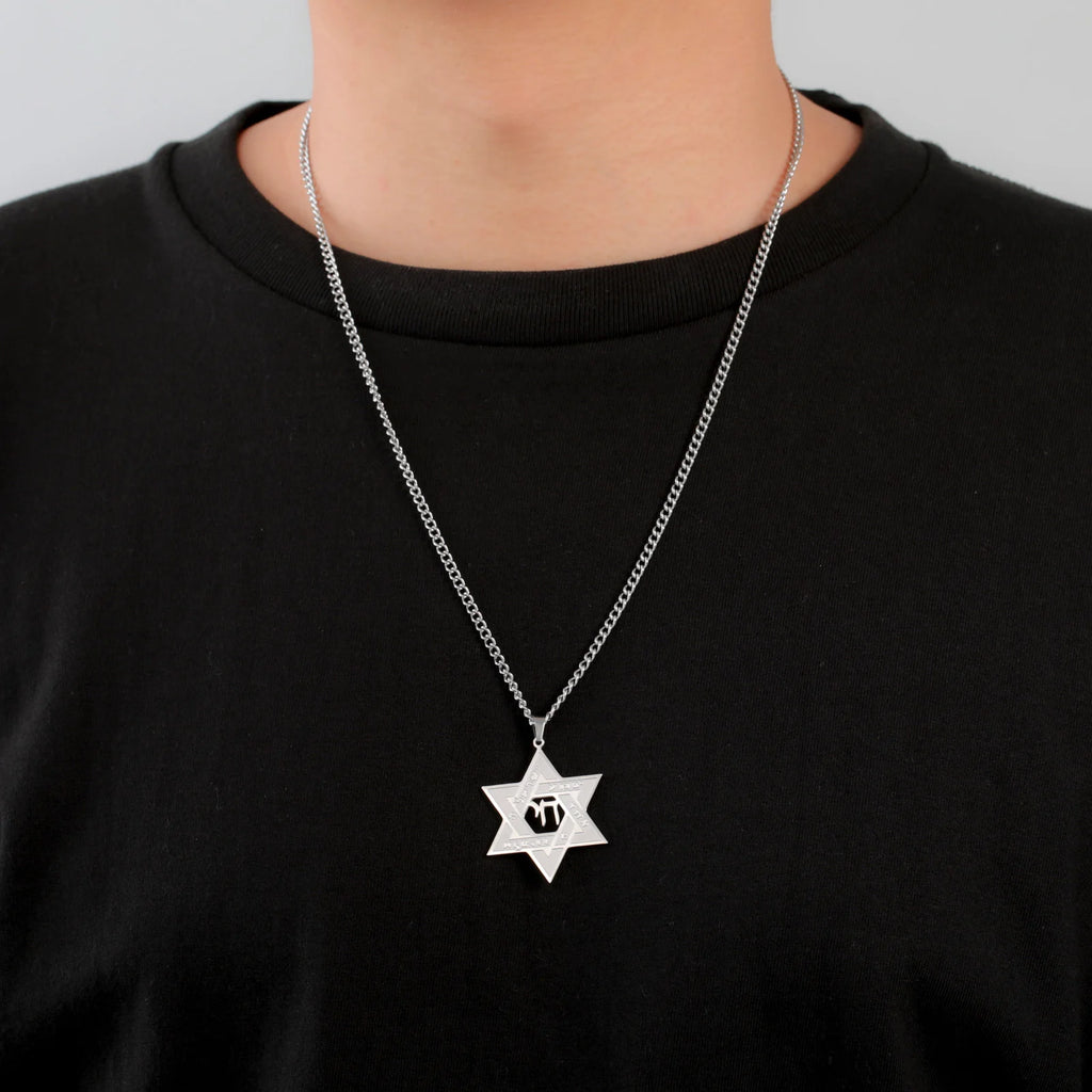 Cazador Star of David Hebrew Chai Pendant Necklaces for Women Men Stainless Steel Hexagram Choker Chain Jewish Jewelry Gifts