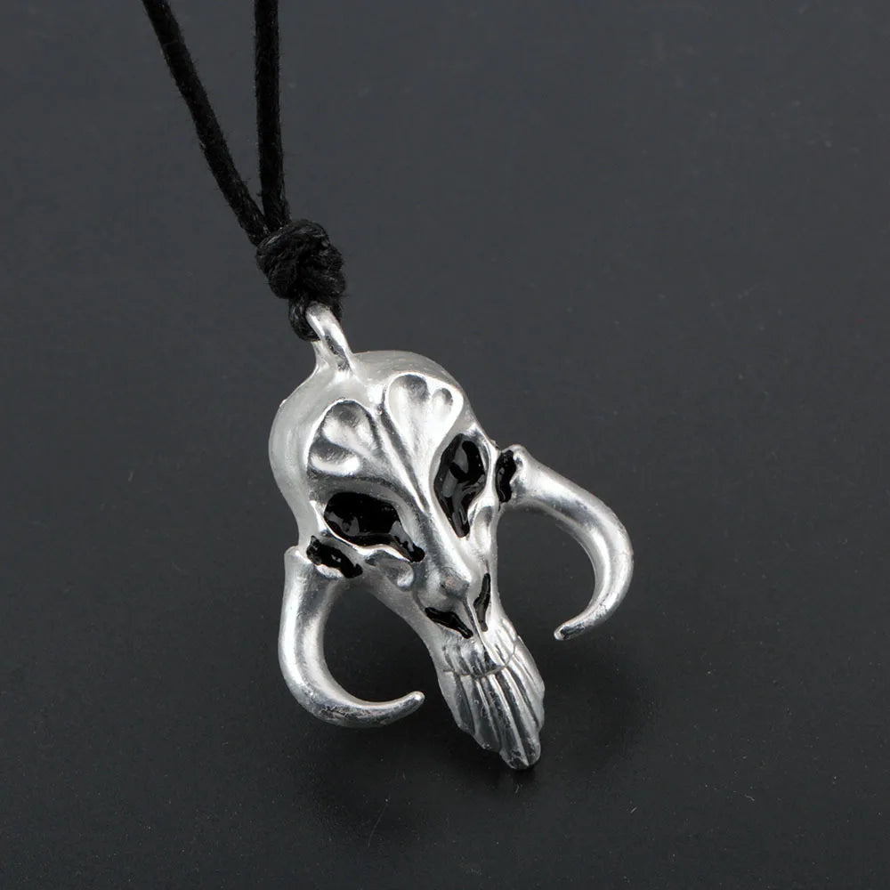 Retro Punk Skull Pendant Necklace Mandalorian Dragon Skull Same Unisex Sweater Chain Fashion Clothing Jewelry