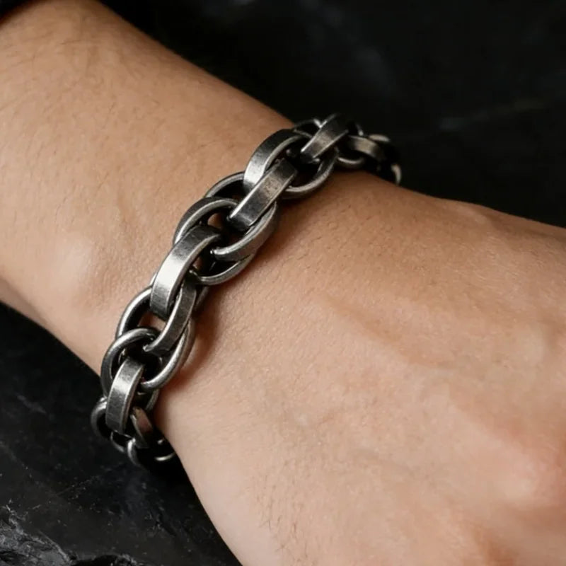Thick Black Locomotive Oval Link Bracelet 11mm — Stainless Steel