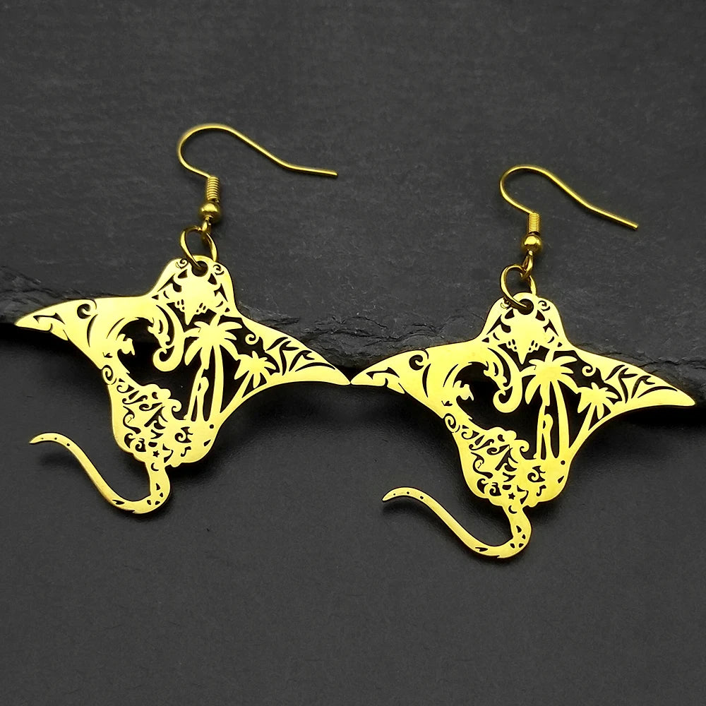 Manta Ray Gold Pendant Necklace