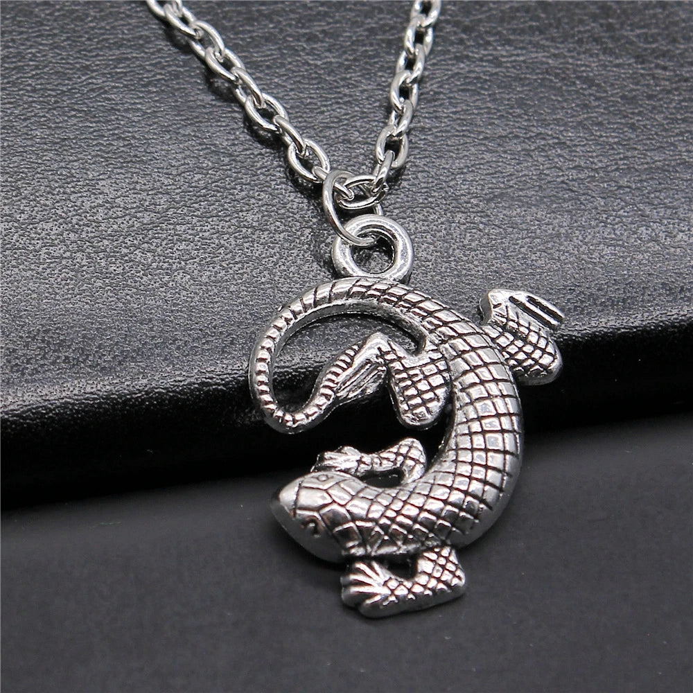 Cold Blooded Reptile Lizard Gecko Chameleon Pendant Necklace For Women Men
