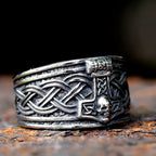 Viking Mjolnir Thor's Hammer Skull Ring — Stainless Steel