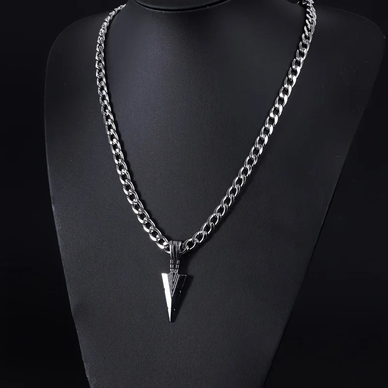 Cuban Chain Arrow Pendant Necklace for Men Stainless Steel Long Chains Hip Hop Punk Spearhead Charm Man's Neck Jewelry Accessory
