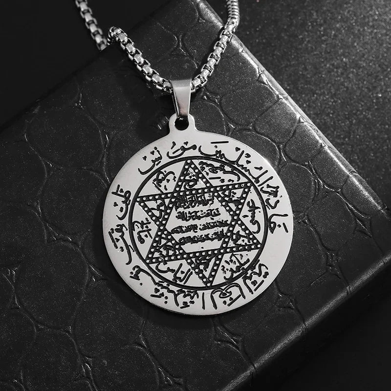 Hamsa Hands of Fatima Hebrew Pendant Stainless Steel Jerusalem Star of David Necklace Women's Jewish Jewelry
