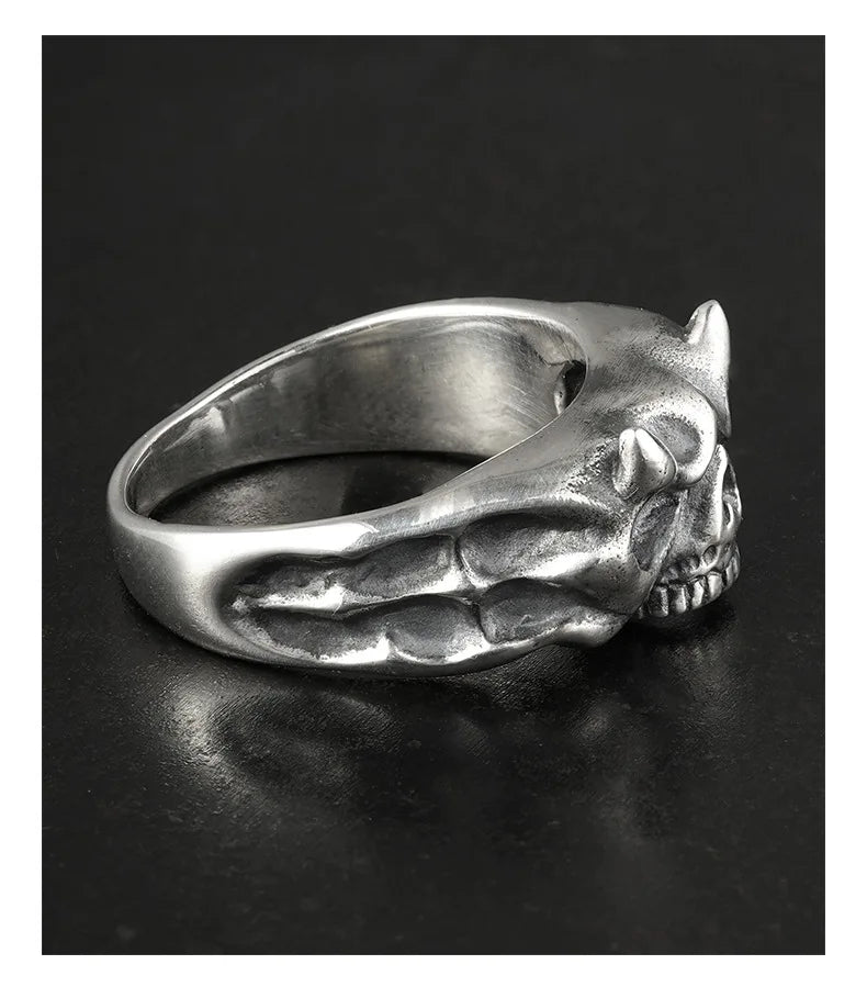 Vintage Skull Head Finger Ring — Silver-Tone Men's Band