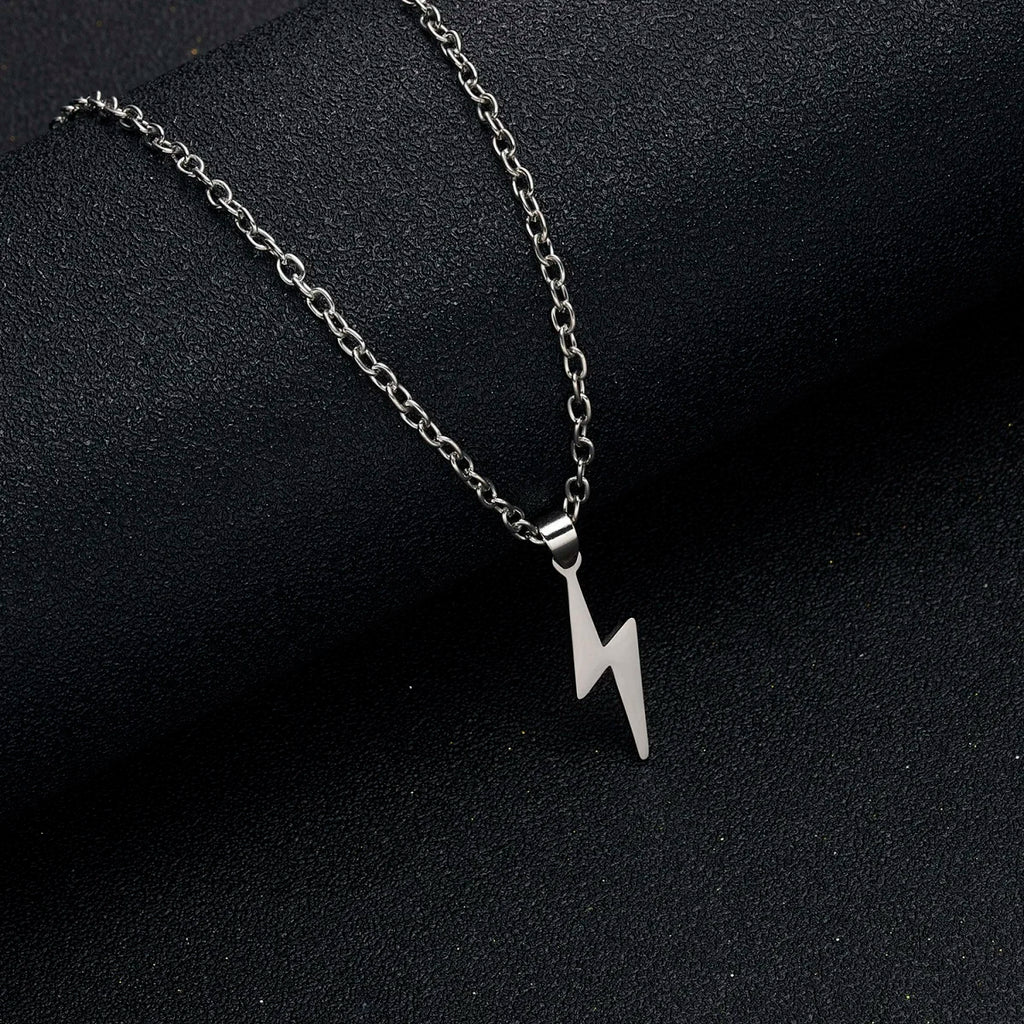 Stainless Steel Metal Lightning Shaped Pendant Necklace For Women Men Minimalist Geometric Lightning Clavicle Chain Jewelry Gift