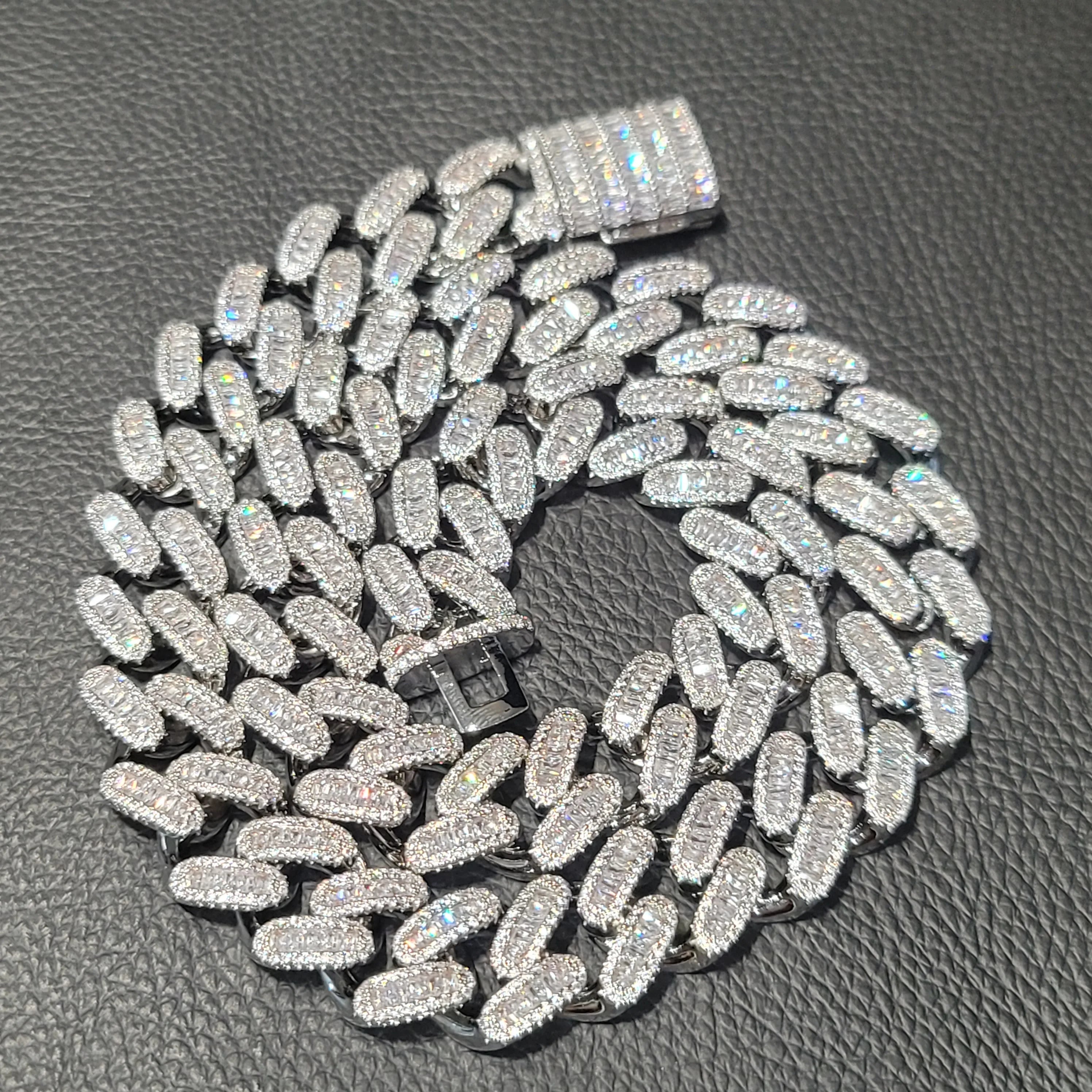 Fashion Hip Hop Miami Cuban Necklace Chain Full Diamonds 9mm 12mm 15mm 20mm 24mm Pendant Chains Long Buckle Closure Jewelry Gift
