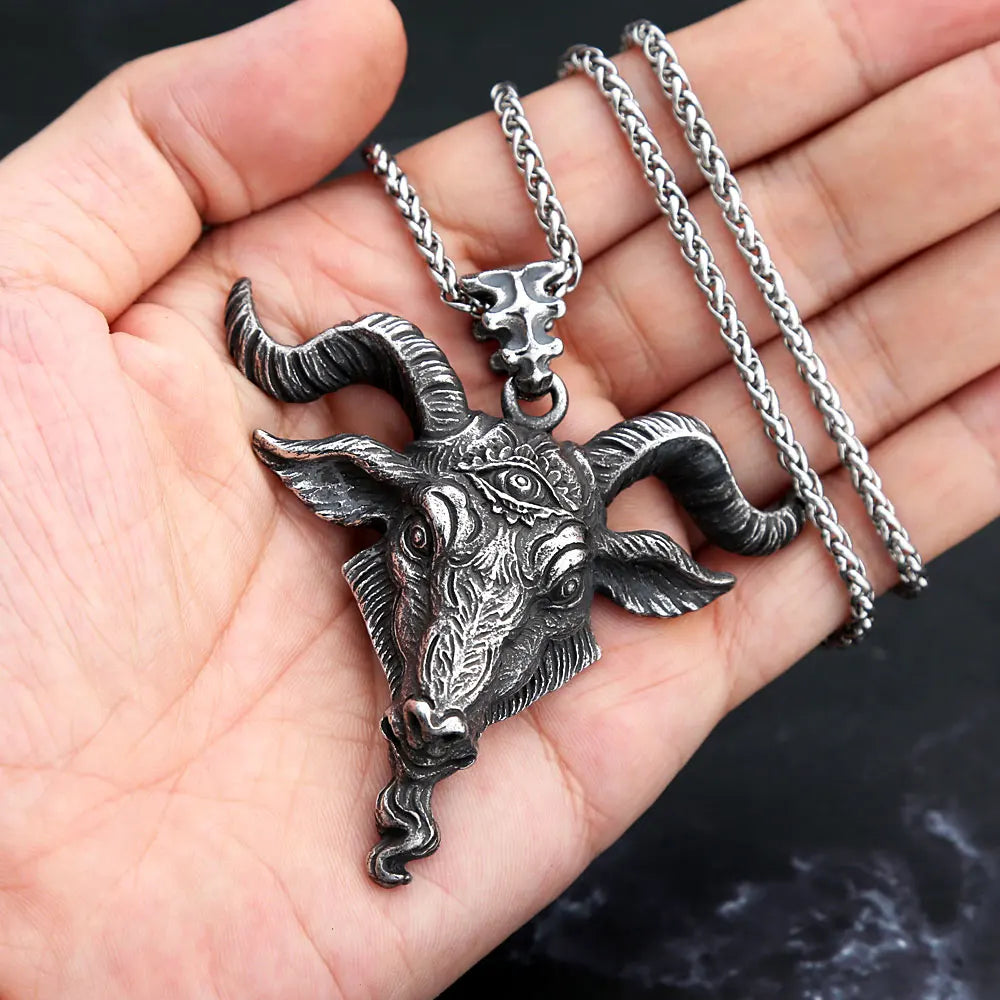 Viking Black Pendant Vintage Bull Head Animal