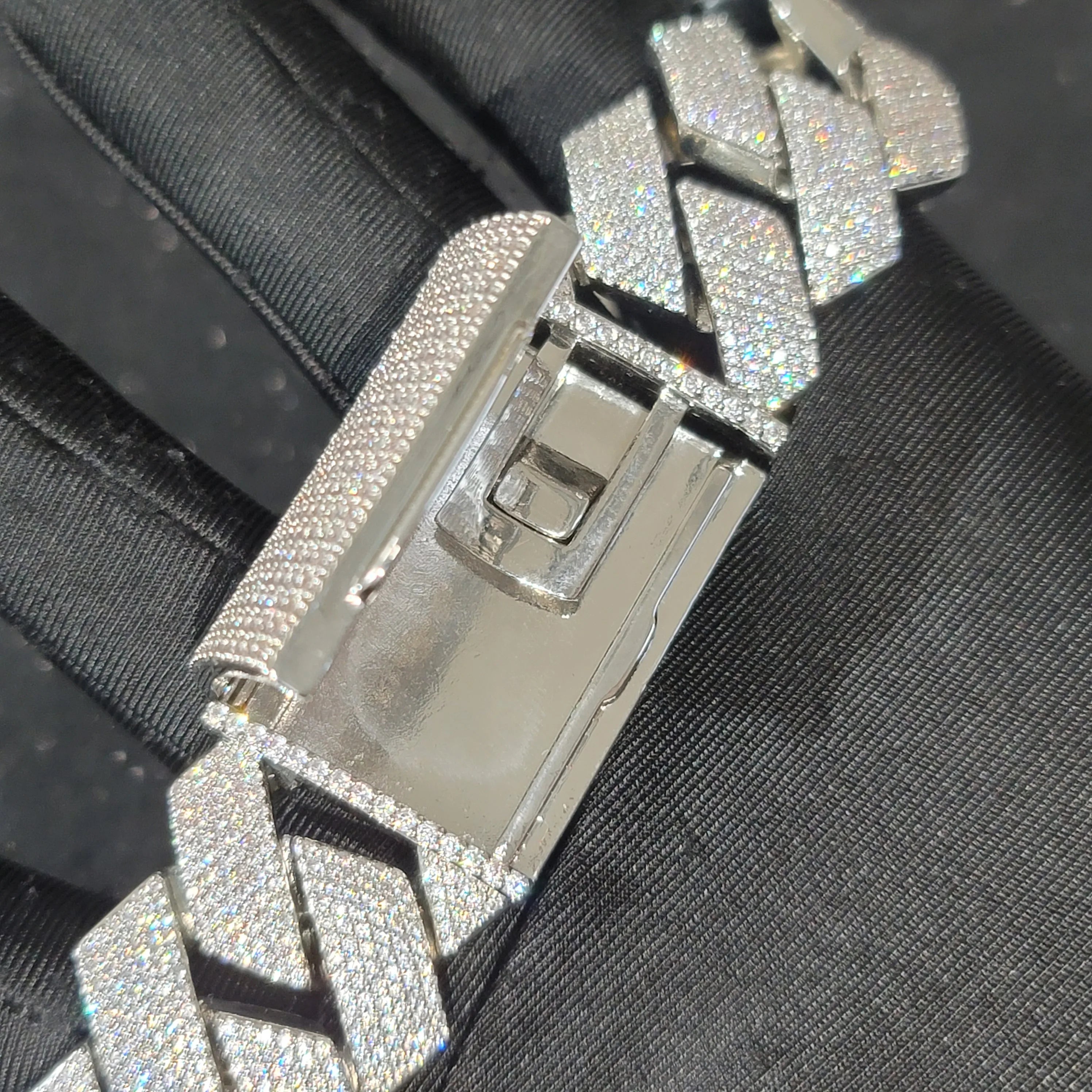 Fashion 24MM Diamond-Shaped Cuban Chain Durable Laser Engraving On The Back Icy Hip Hop Necklace Rap Bracelet Gift For