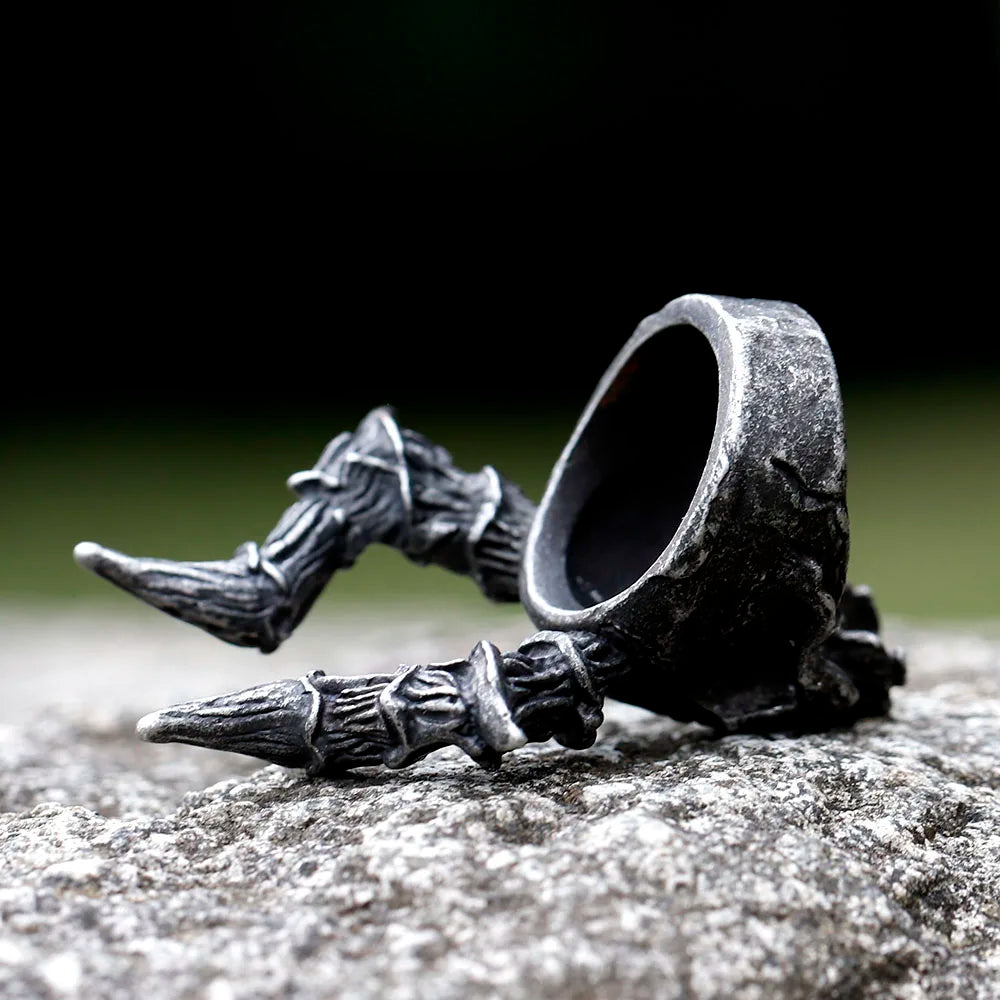 2023 new Vintage Gothic Steel Skull Rings Man Punk Rock Men Ring Heavy Sugar Skull Ring Mens Mandala Accessories free