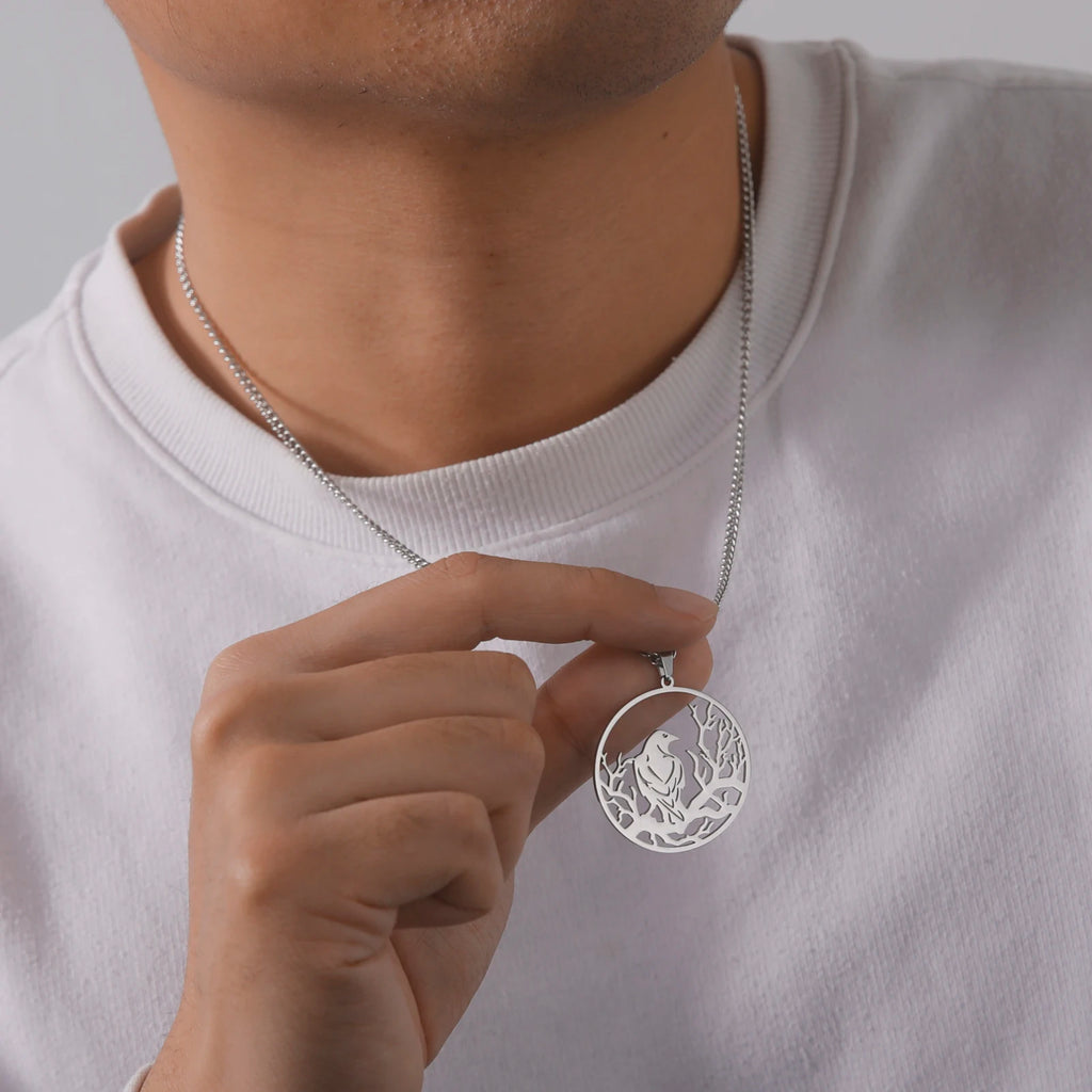 LIKGREAT Crow Raven Pendant Necklaces Norse Mythology Stainless Steel Gothic Necklace for Men Vintage Jewelry