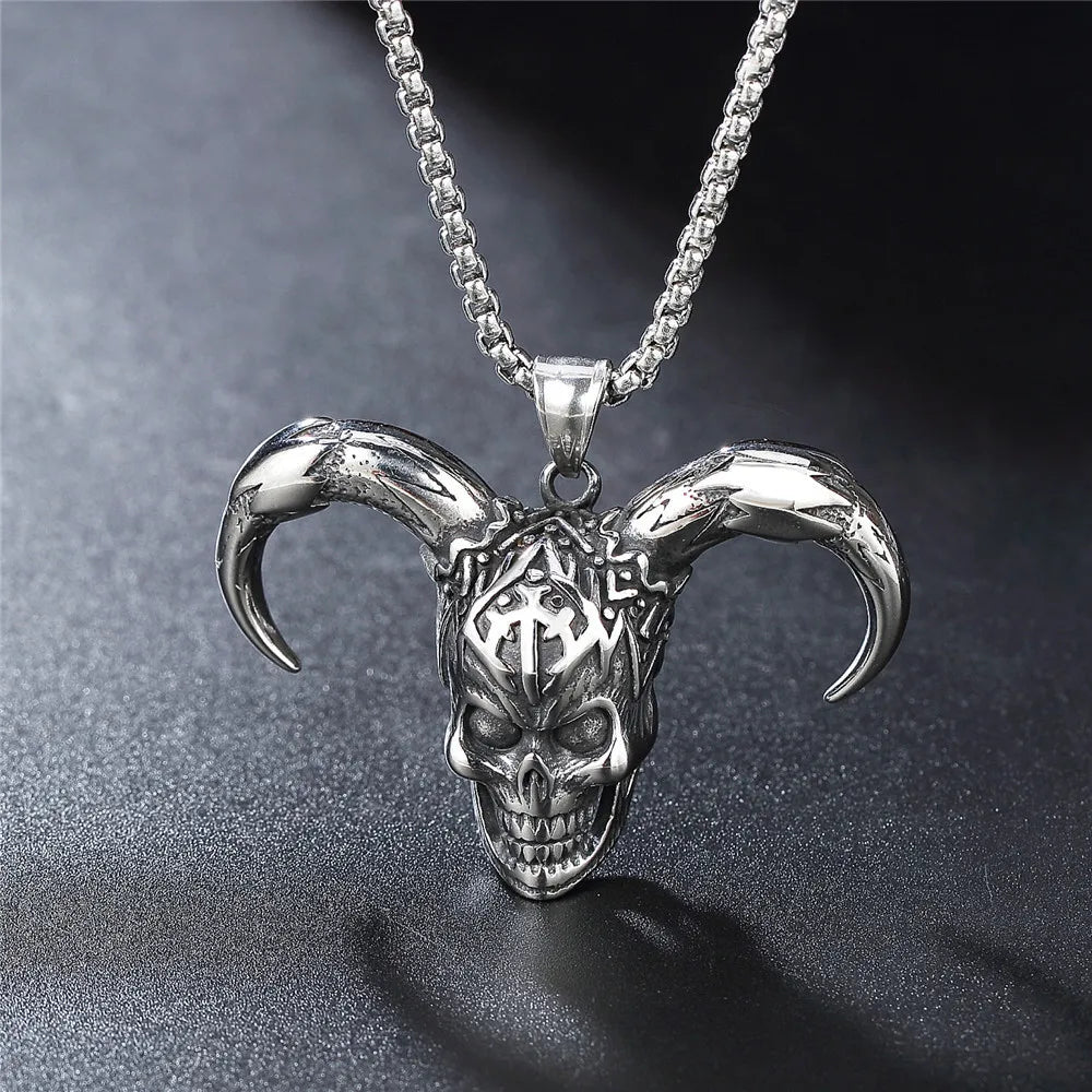 Horned Skull Pendant Necklace for Men — Zinc Alloy